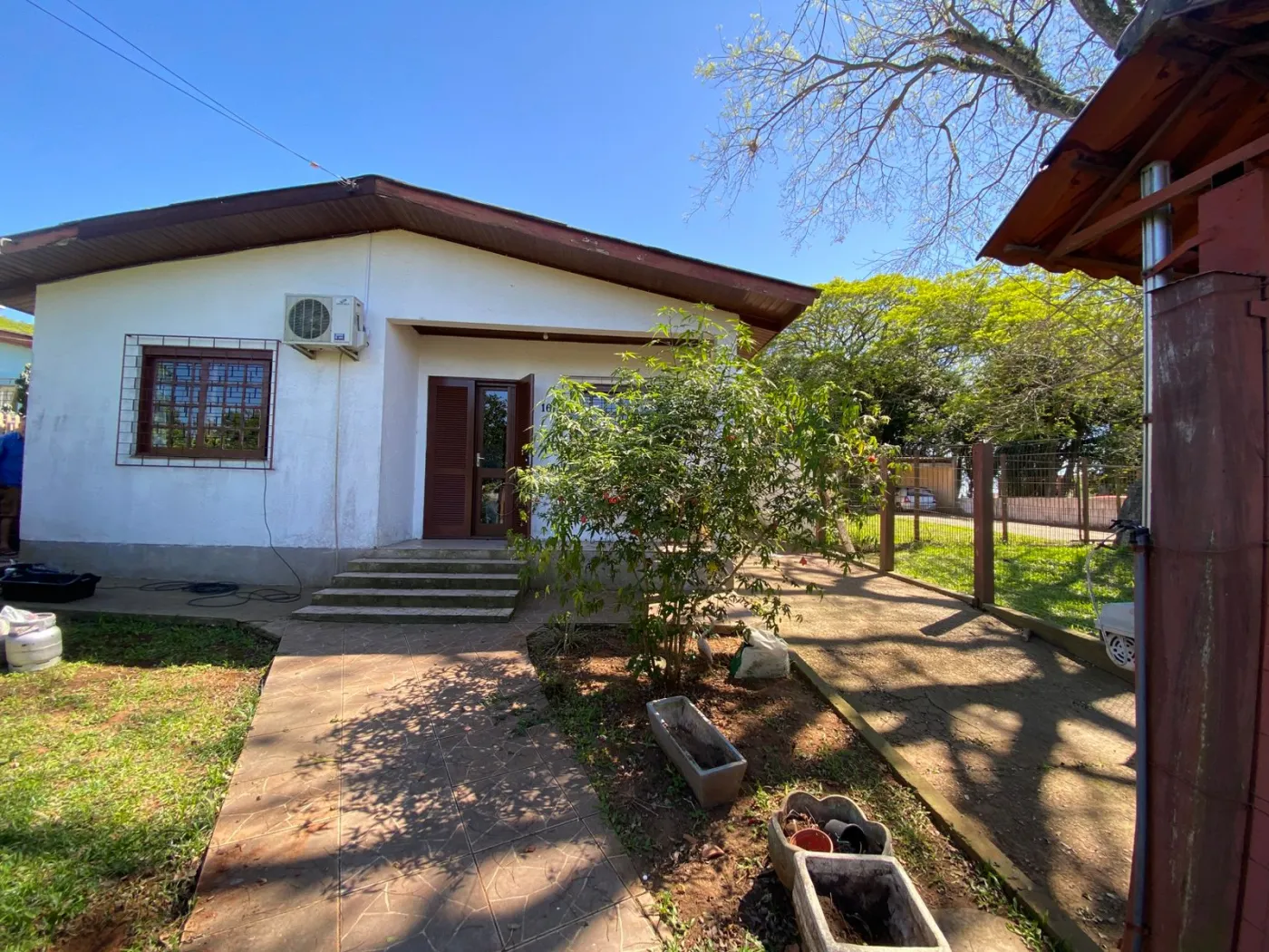 Alugar Casa / Padrão em Charqueadas R$ 1.500,00 - Foto 2