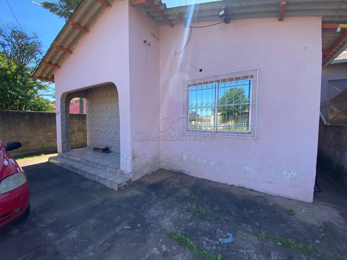 Comprar Casa / Padrão em Charqueadas R$ 200.000,00 - Foto 2