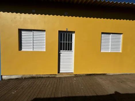 Apartamento de 02 dormitórios em condomínio no bairro Nossa S. da Conceição, em Charqueadas/RS.